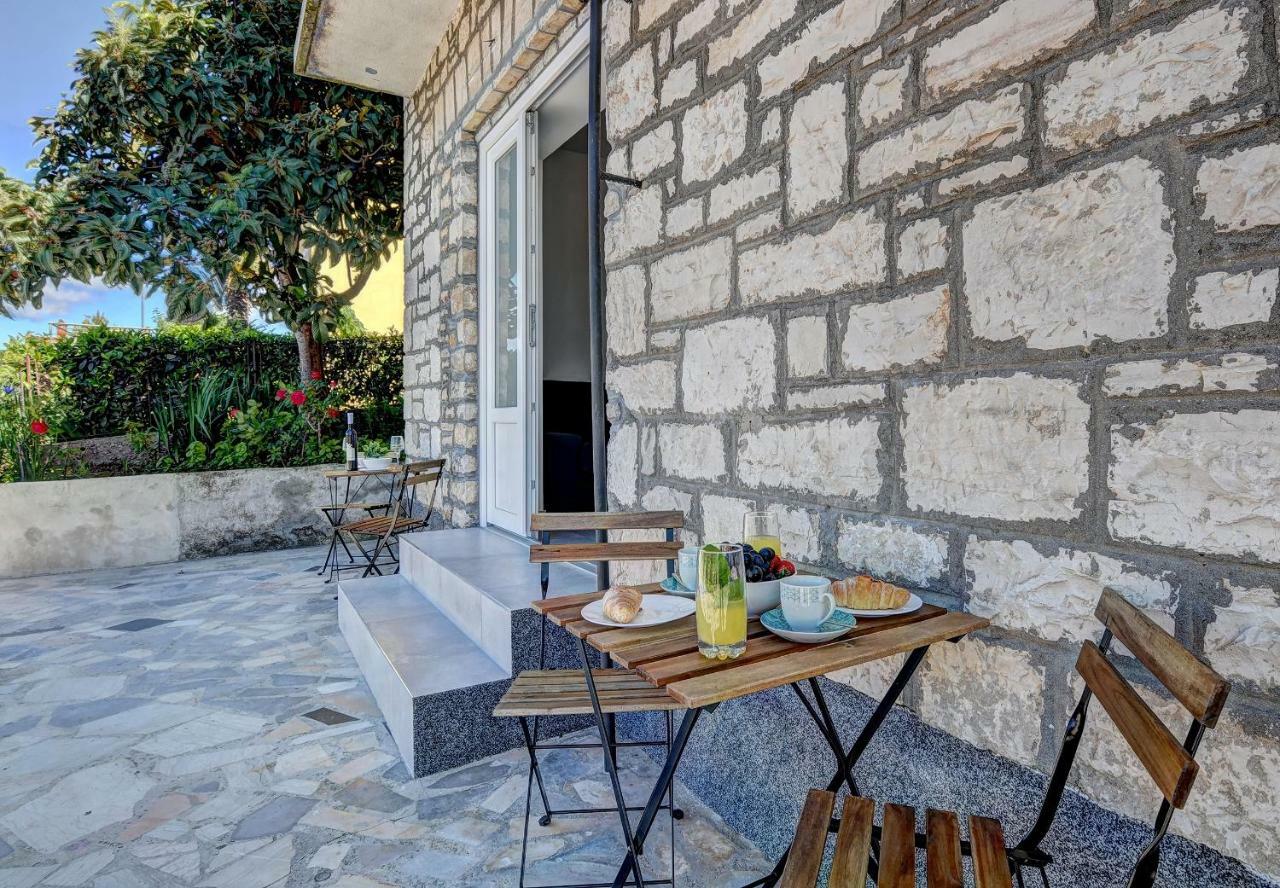 Apartman D Pula Exterior photo